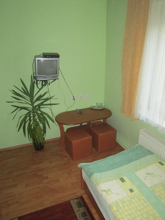 Noclegi Olimp Ополе Номер фото